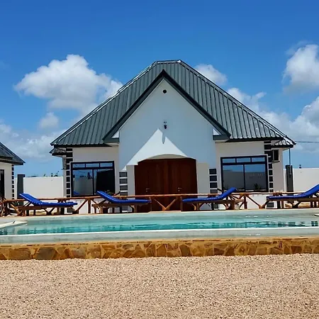 Queen Park Resort